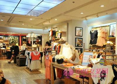 外貿(mào)服裝進貨渠道你不知道的秘密!_進貨指南_中國女裝網(wǎng)